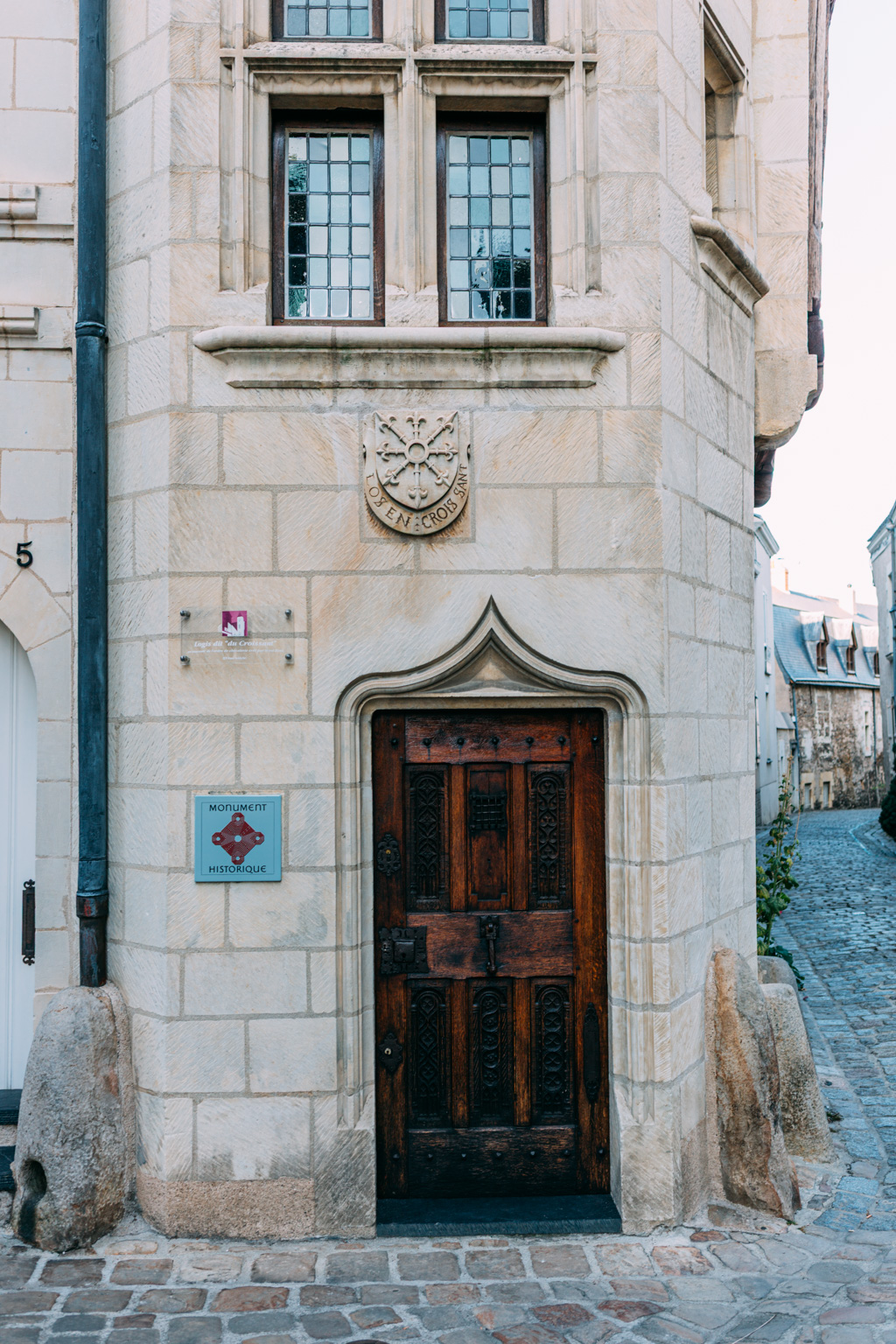 A door in Angers