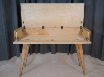 Console (open)